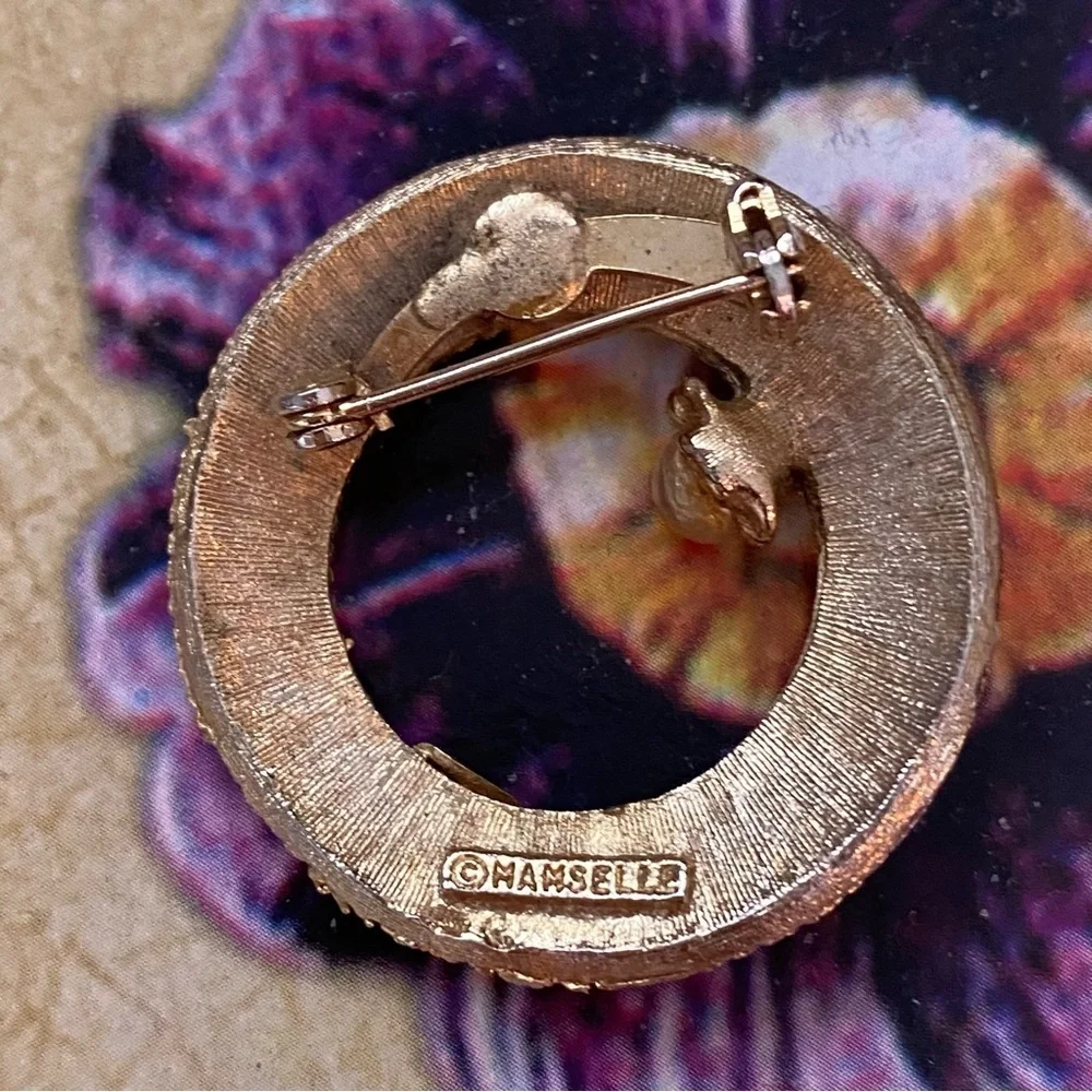 Vintage Mamselle Gold Etched Open circle pearl brooch 1”